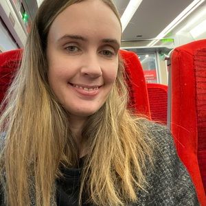 Meet your Posher, Rebecca